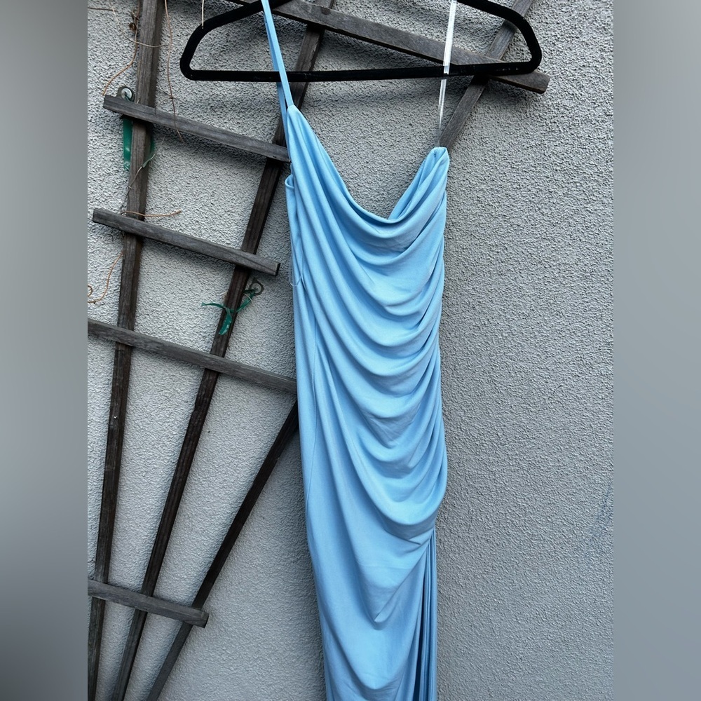 Nookie Aria One Shoulder Asymmetrical Gown Maxi Ruched in Blue New with Tags! - Picture 6 of 13